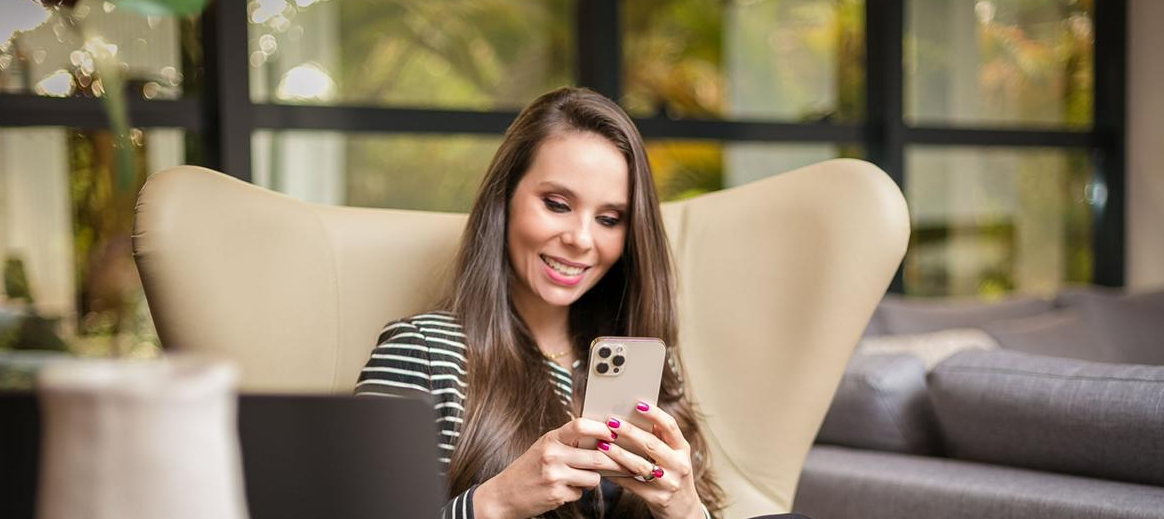 Empreendedora ensina como fazer renda extra usando somente o celular e ...